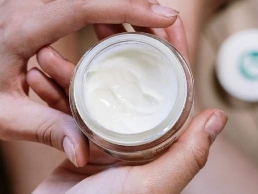 https://www.thebeautyframework.com/ website