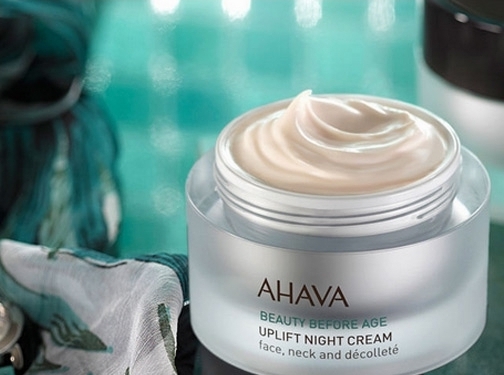 https://global.ahava.com/ website